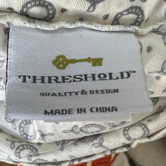 Threshold Duvet Cover Full Queen Boho Medallion Orange Gray Paisley - Picture 7 of 8